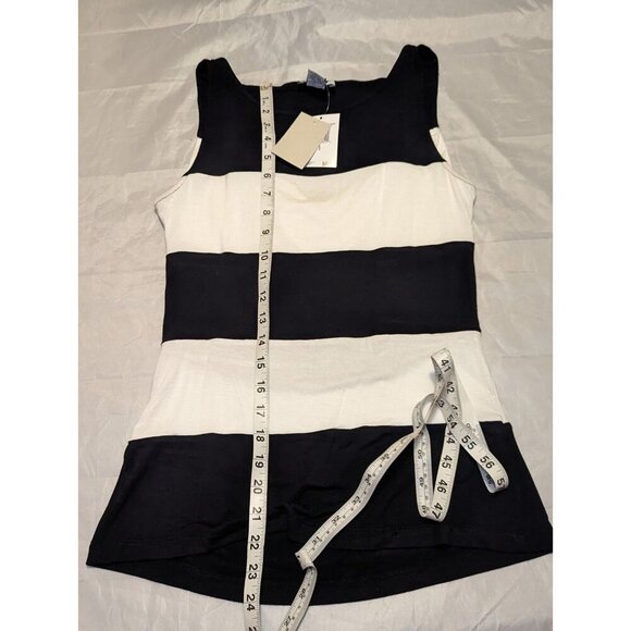 Women's Small NWT Black And White Carmen Marc Valvo Tank With Opening In Back - Picture 10 of 11